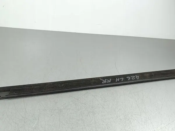 Subaru Forester SK Takaluukun lista image 7