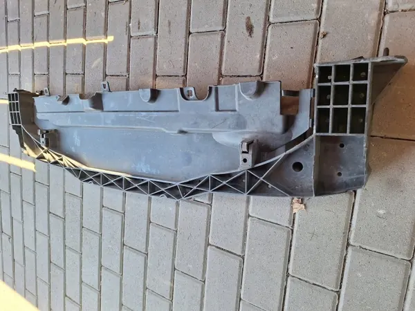 OEM 9671619080 S-P Cache Traverse Bas Pare-choc Avant image 3