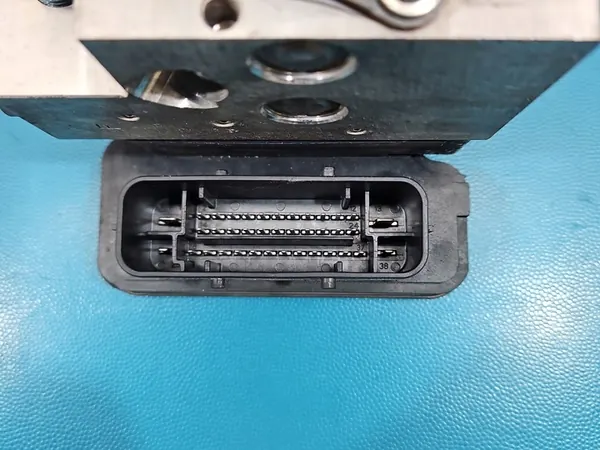 ABS-pomp BMW X5 F15 2265106486 0265244250 image 6