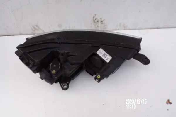 Phares LED Valeo OEM 657941015 pour Skoda Scala image 3