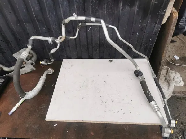 Ilmastointiletku VW Golf V image 3