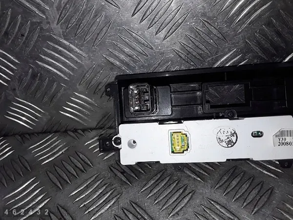Kia Sorento displayskärm OEM 945003e500 image 6