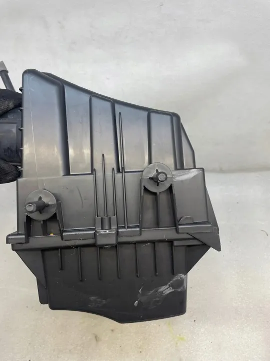 Boîtier Filtre à Air OEM 165008632R pour Renault Master image 4