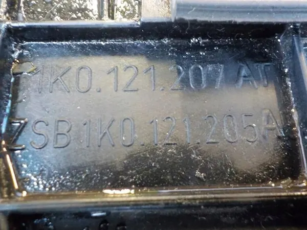 Módulo do Ventilador do Radiador Volkswagen Passat B6 2.0 TDI 1K0121207AT image 3