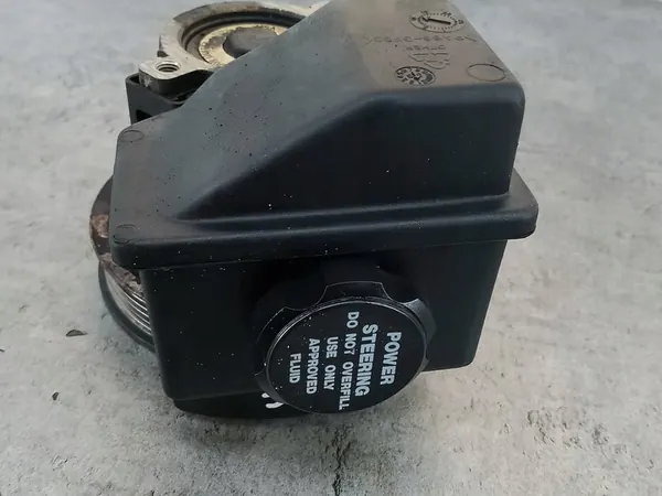 Bomba de direção assistida Volvo V70 I 3546907 2.0 20V image 6