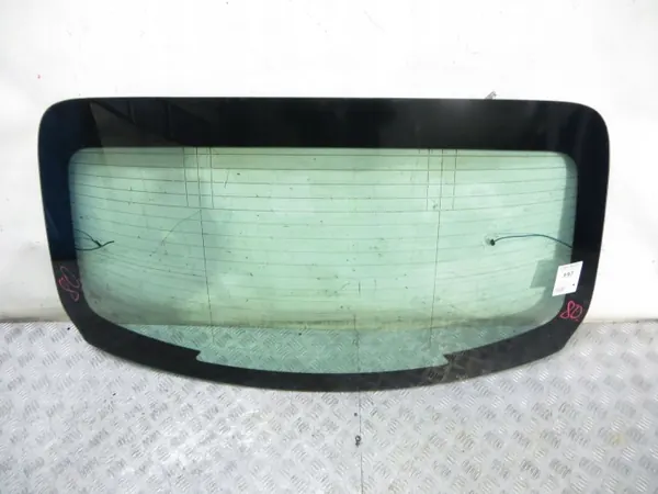 Luna trasera Mercedes W205 OEM 205/080 Usada image 2