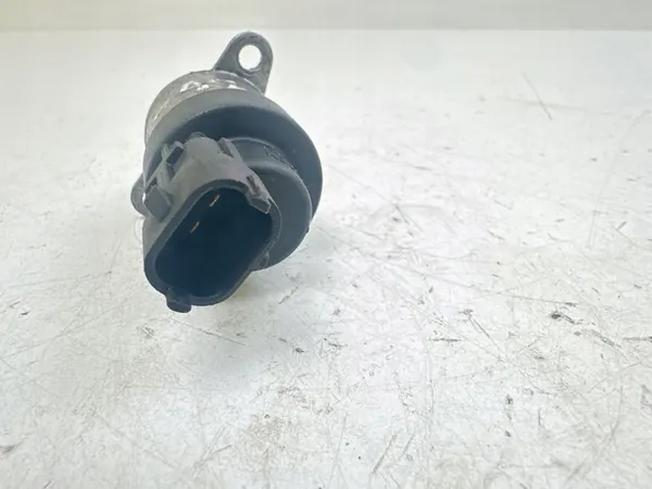 Régulateur de pression de carburant Ford Focus 2009 image 3