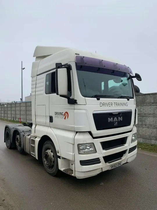 Kabinirunko + Makuuhuoneen Ovi MAN OE TGX:lle image 2