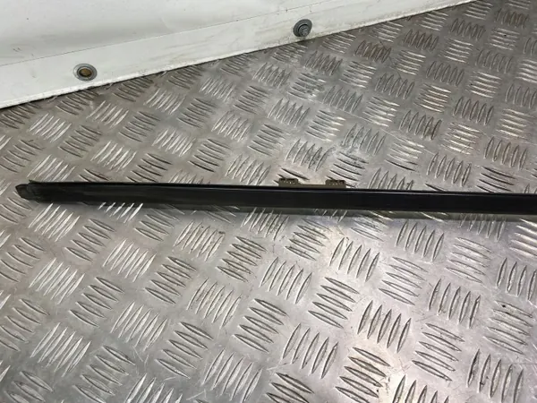 Barra de techo Honda CR-V OEM FBZ20598 - Usado image 3