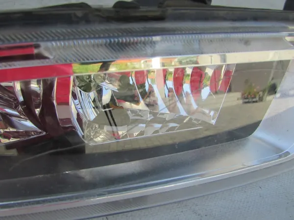 VW POLO FAROL HALÓGENO ESQUERDO FRONTAL 6R0941061C image 2