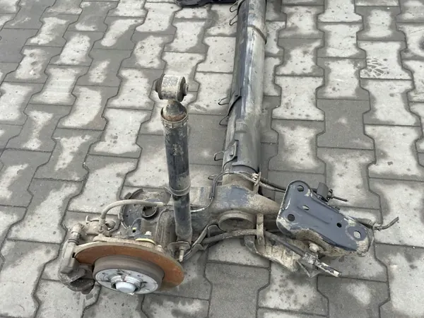 Achterasophangingsbalk OEM BELKA ZAWIESZENIA OŚ TYLNA image 3