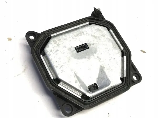 Módulo Faro LED DAF XF106 OEM 18696500 - Usado image 3