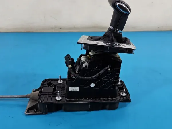 Levier de Vitesse OEM 3C1713025B pour VW Passat B6 2.0 TDI image 8