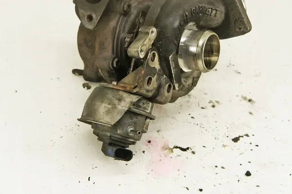 Audi A6 C7 2.0d Turboladdare RL313 03L145701L image 2