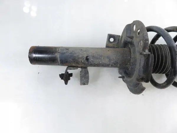 OEM BV6118045LBB Oikea Etu Ford Focus MK3 1.5 TDCi image 3
