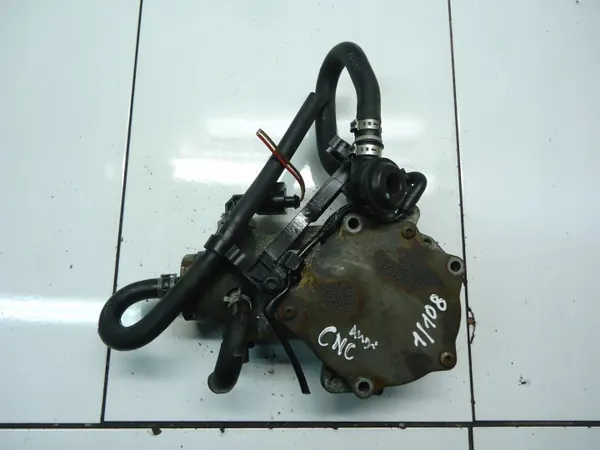 Audi 2.0TFSI Vacuümpomp OEM 06L145100F Gebruikt image 2
