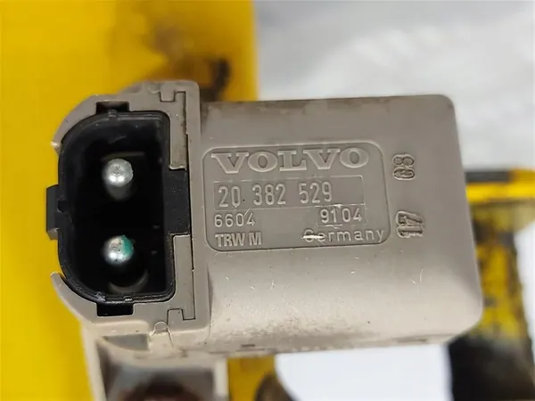 Support de charnière de cabine Volvo FH 12/13 2002-2009 image 2