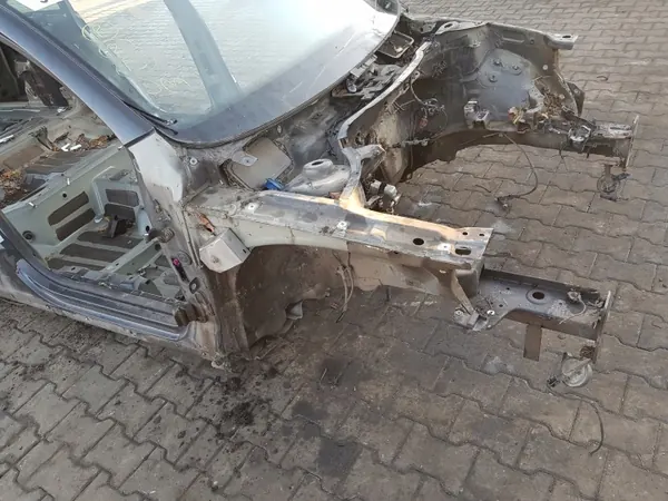 VW PASSAT B7 10-14r Rechte Vordere Viertel-Längsträger LI7Z image 2