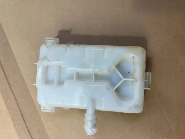 Bremsflüssigkeitsbehälter OEM A4204300200 Mercedes Citan image 4