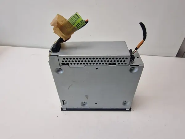 Audi CD-vaihtaja OEM 4F0035110 Q7 A6 C6:lle image 3