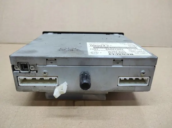 Lecteur GPS OEM 8200751298 pour Renault image 3