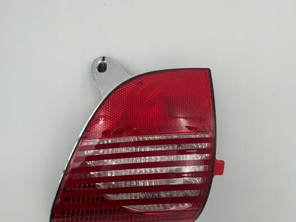 Peugeot 2008 peruutusvalo OEM 009774030002 image 3
