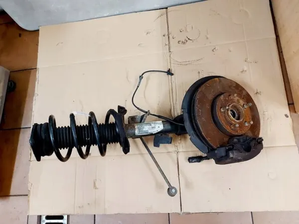 Volvo C30 2.0 B 16V MacPherson-veerpoot OEM 2582161 image 2