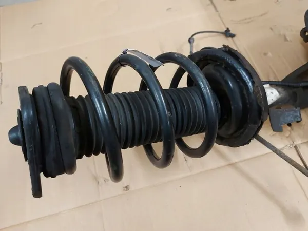 Volvo C30 2.0 B 16V MacPherson-veerpoot OEM 2582161 image 4