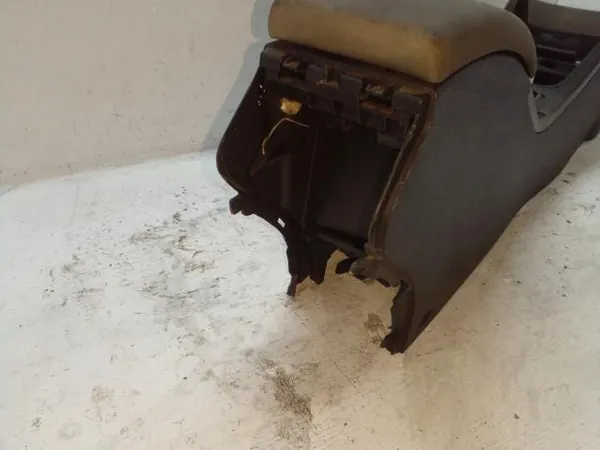 Tunnel central Renault Megane III OEM 96910026R image 6
