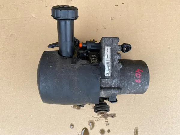 Pompe de direction OEM 9660983080 pour Peugeot 407 SW image 2