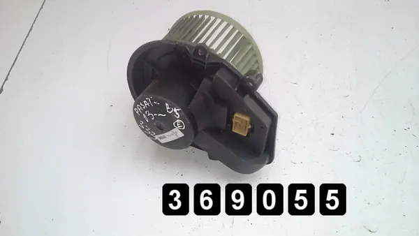 Ventilateur moteur de chauffage VW OEM AM-369055 Occasion image 2