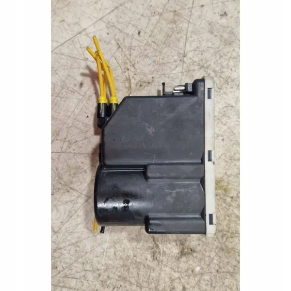 Centrale vergrendelingspomp OEM 1248001448 voor Mercedes W124 image 4