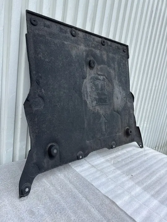 TESLA MODEL 3 17 - UNDERBODYSKYDD PLATTA 1104312-00-B image 6