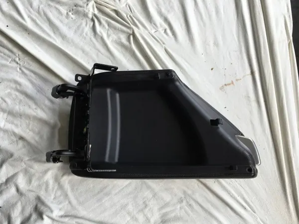 Accoudoir OEM HYUNDAI I40 Cuir Noir 2011- image 5