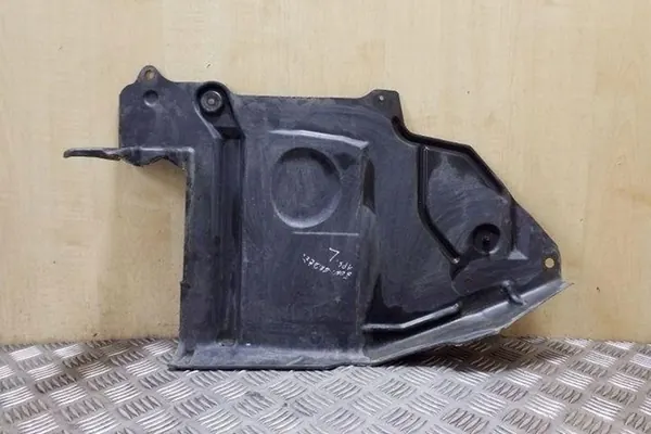 Moottorin suojus NISSAN X-TRAIL (T30) 2005 image 2