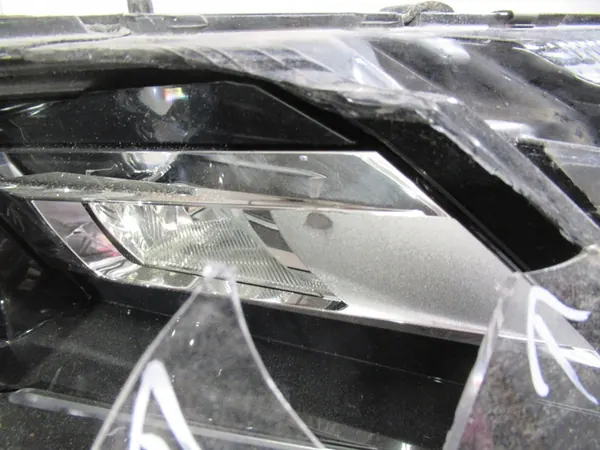 Skoda OE 5E1941016 Farol Dianteiro Direito image 4