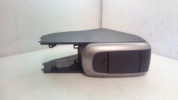 Toyota armleuning opbergruimte OEM 5891102200 Auris I image 6