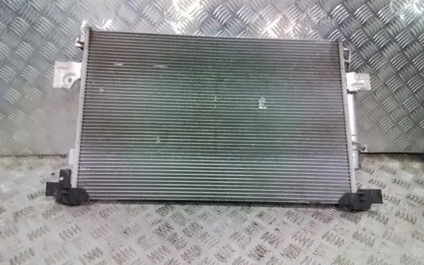 Condenseur AC Mitsubishi OEM Wrakowisko-15440- Occasion image 3