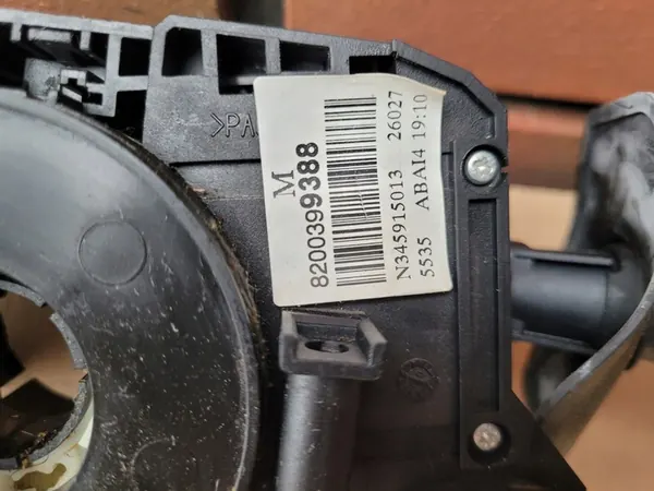 Kombischalter Dacia Logan image 3