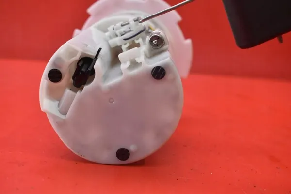 Brandstofpomp Chevrolet Aveo T250 1.2 16V 95949348 image 5