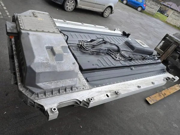 Mercedes EQC Batteri OEM A2933407700 80Ah Begagnad image 7