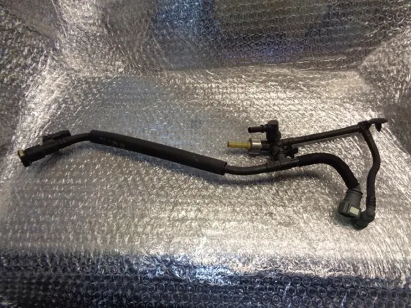 Polttoaineenjakaja OEM 1763547 Ford 1.6 TDCI:lle image 5