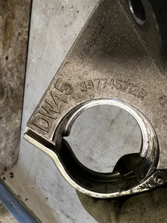Halvaxelfäste OEM 397745712R image 5
