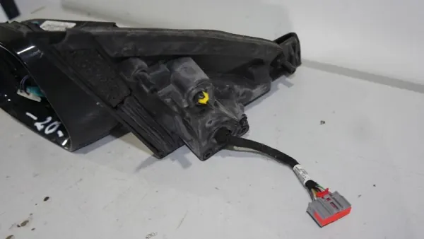 FK72-17683-QAC vasen peili Land Rover Discovery Sport image 8