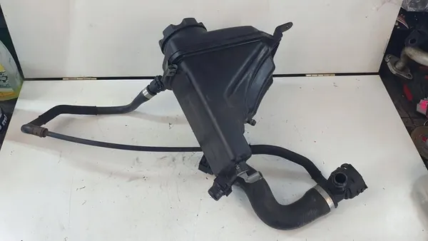 BMW 3 E92 E93 335 3.0i Tanque de expansão de refrigerante OEM 7567462 image 4