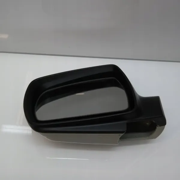 Cadre de couvercle OEM Kia Carnival 2006+ - Original usagé image 3