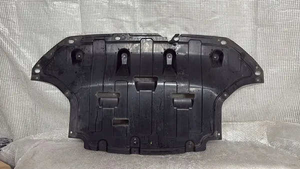 HYUNDAI KONA 2020- Motorplåt image 4