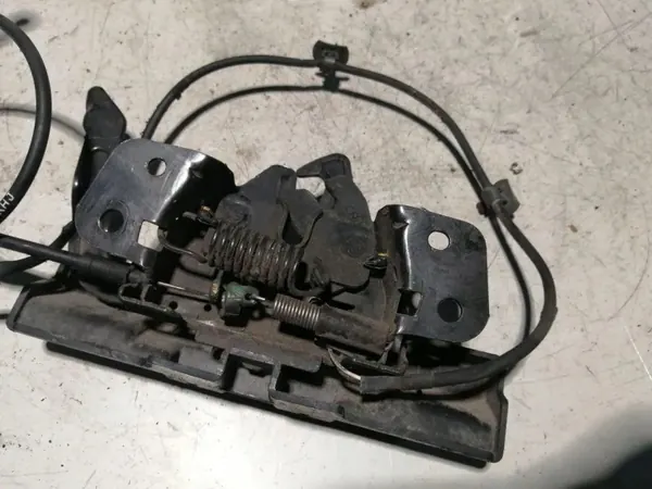 Tranca capô Hyundai OEM 81130C1100 - Usado image 3