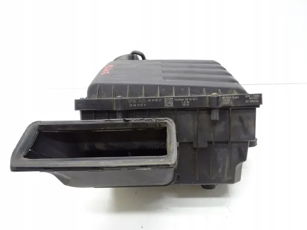 Luftfilterhus OEM 5Q0129601AC - Begagnad Audi OE image 10