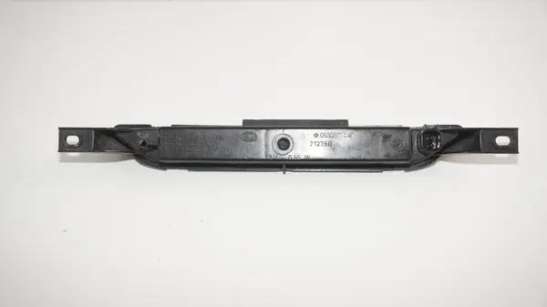 Jeep Compass II Takaperävalo OEM 360190172 image 4